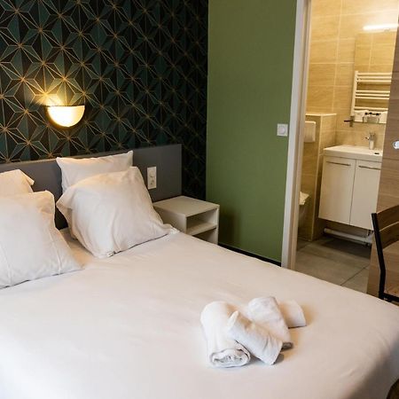 Hotel Luxia Paris Exterior photo